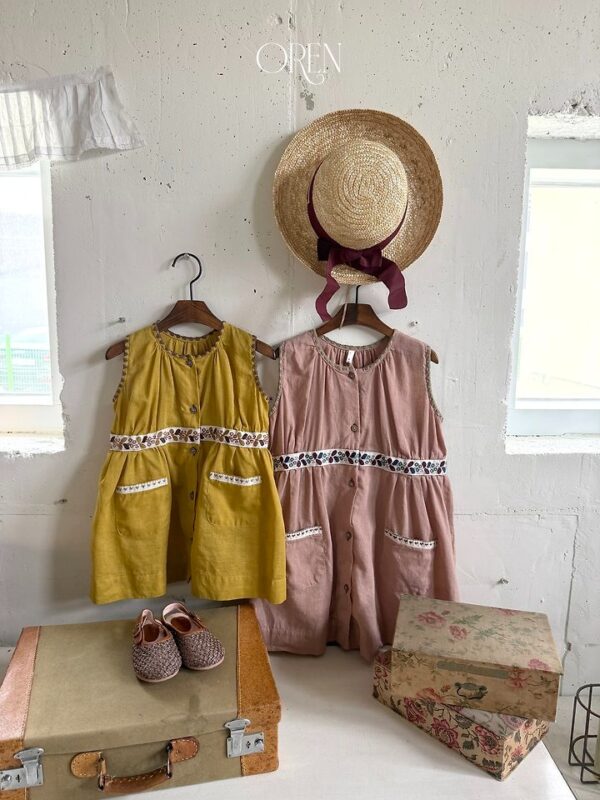 BEAECDBE-8056-42C2-B067-559C405FAD3D 〖預購〗琥珀晨跡亞麻連身裙