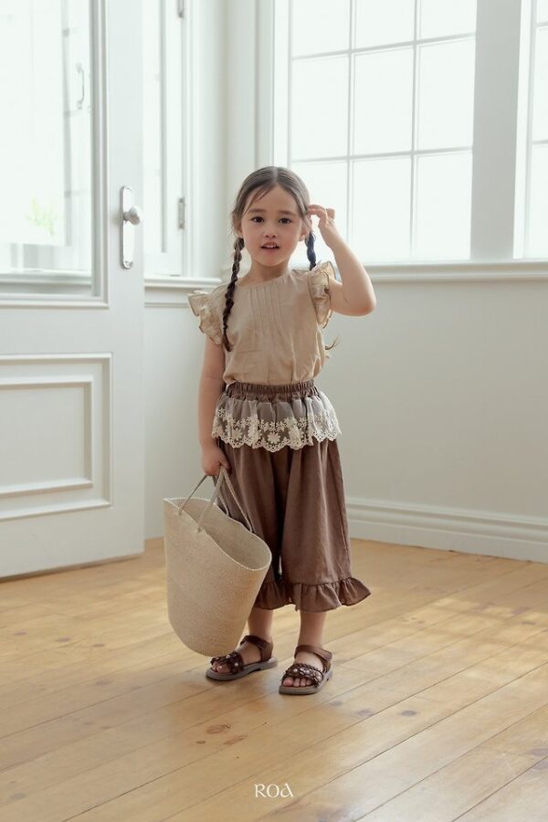 C5DA201D-B385-46DB-BD43-2AE982FDE87C 〖預購〗棉麻蕾絲拼接寬褲