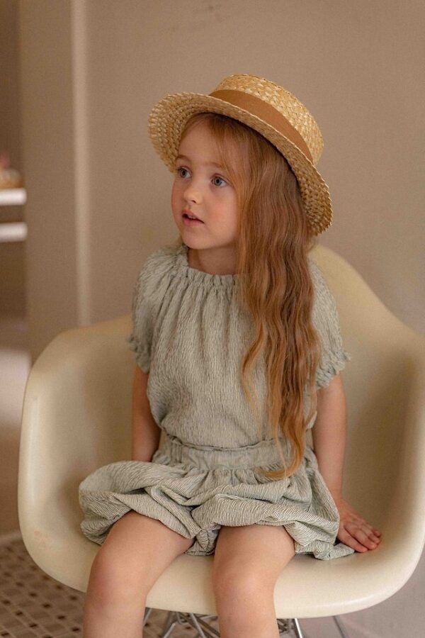 D2801F3C-BAC8-45F8-856F-FD6B10FF6ECF 〖預購〗漫步塞納河褶邊上衣