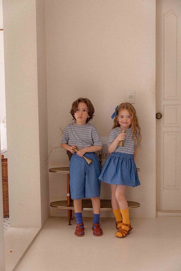 DE4756EC-FDD9-4BD0-BF8E-561CC56B949C 〖預購〗香榭大道經典條紋上衣