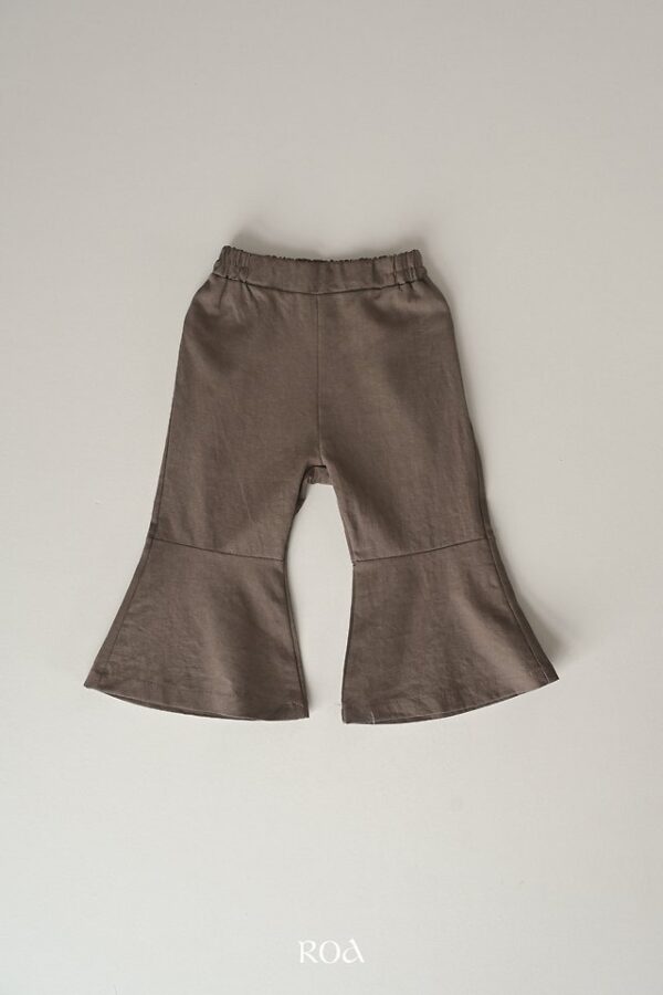 DE89326D-87E2-423F-8D47-82740400595D 〖預購〗喇叭剪裁長褲