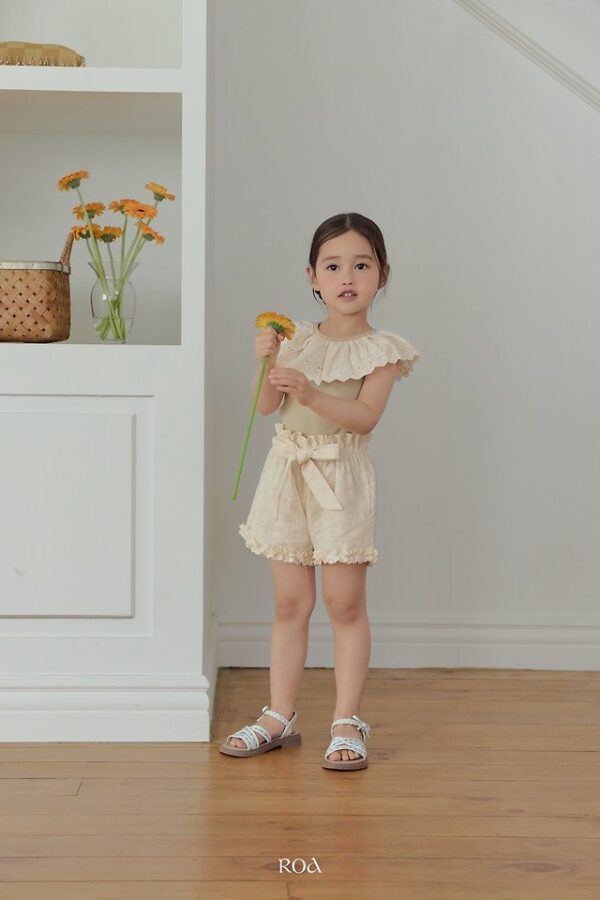 E26D1401-A608-4042-B24E-E43AE5732E43 〖預購〗綁帶蝴蝶結短褲