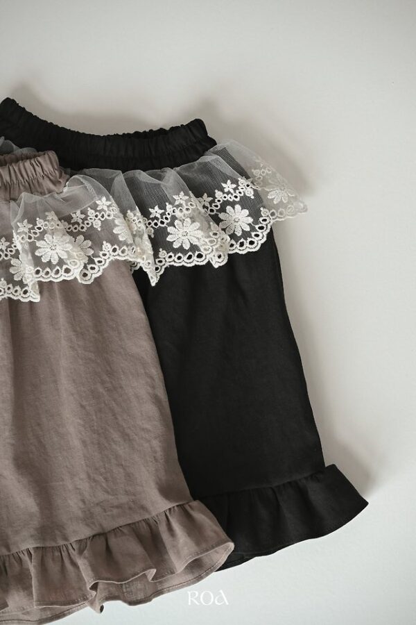 E4B79DD0-C0F9-48D3-AC89-859B1C90B579 〖預購〗棉麻蕾絲拼接寬褲