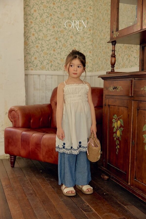 ECF41ED2-2442-47D0-AB56-A655D8530290 〖預購〗弦線共振細帶洋裝