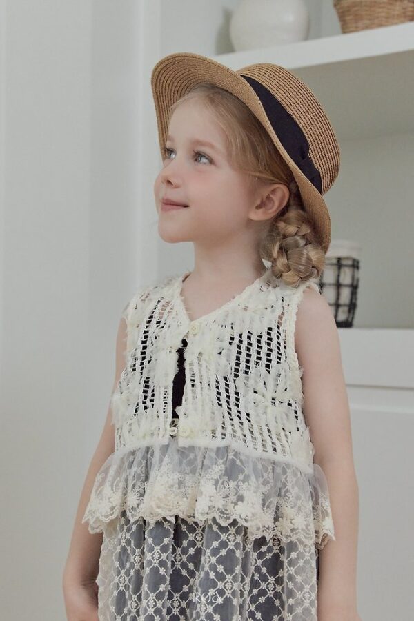 F43E8CF5-6E2D-420C-9AD5-E100A1DC9334 〖預購〗蕾絲透紗背心