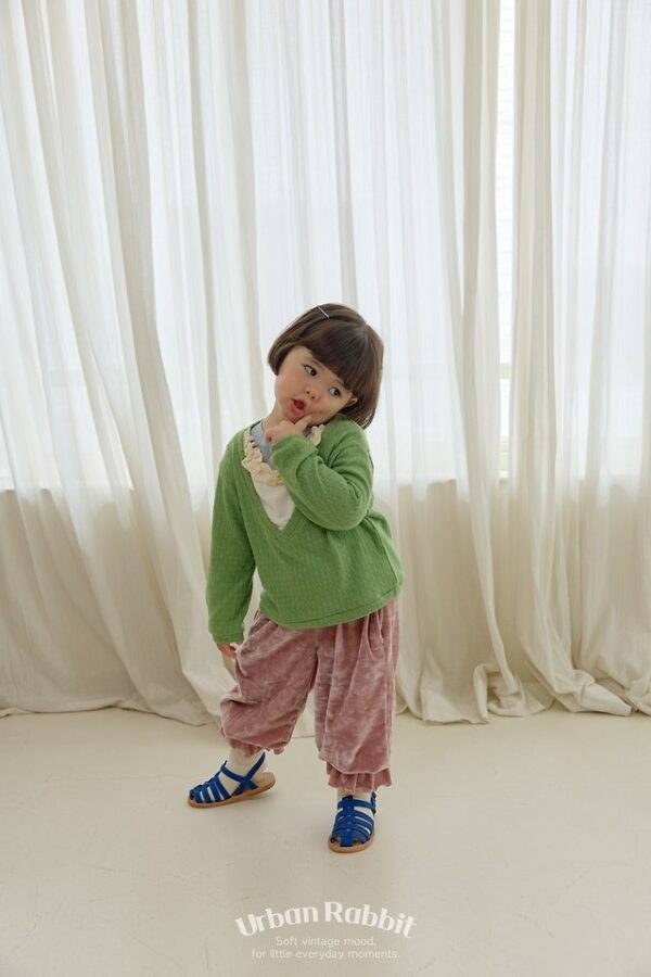 16DF23A7-10DA-44C4-8C47-DF557F81FC6D 慵懶絲絨縮口褲