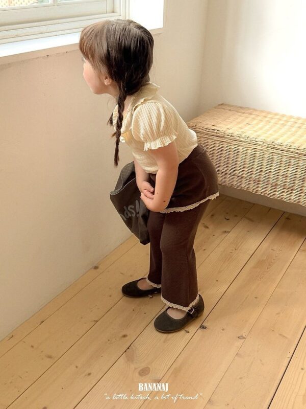 2560E5A7-46C2-478A-A06A-3F6663356F27 繽紛泡泡袖上衣