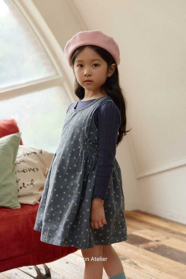 4F3856D0-4ADC-4847-B127-096733336247 印花吊帶洋裝