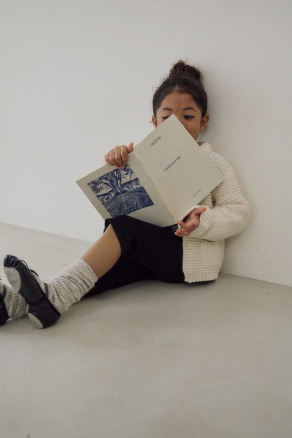 56A6C58A-AFBB-489E-8916-20CD8661E971_1_105_c 口袋領片針織外套