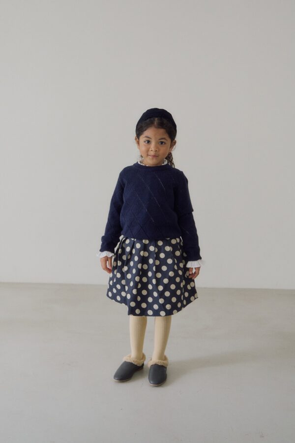 B1D5B063-3100-4EDD-98C2-E24A49F1DA2F 菱格圓領針織衫