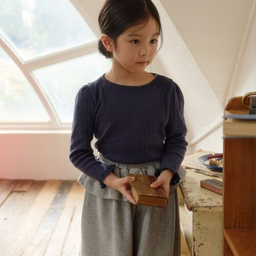 FE79E76B-3EE0-4E94-8077-232594C6173C 茉莉蕾絲上衣